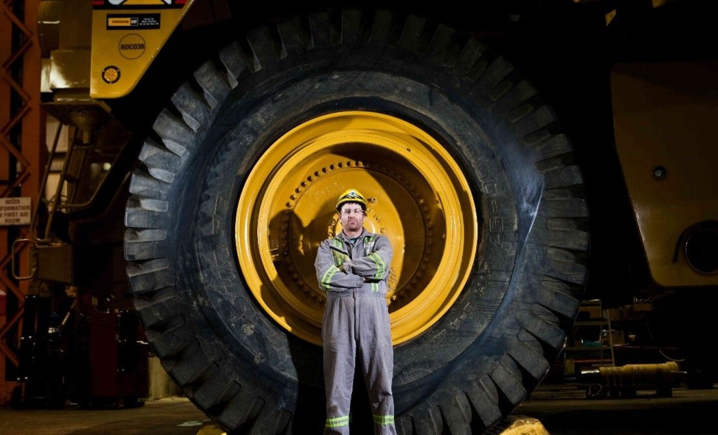 The tire size of the 797 is over 13 ft in diameter