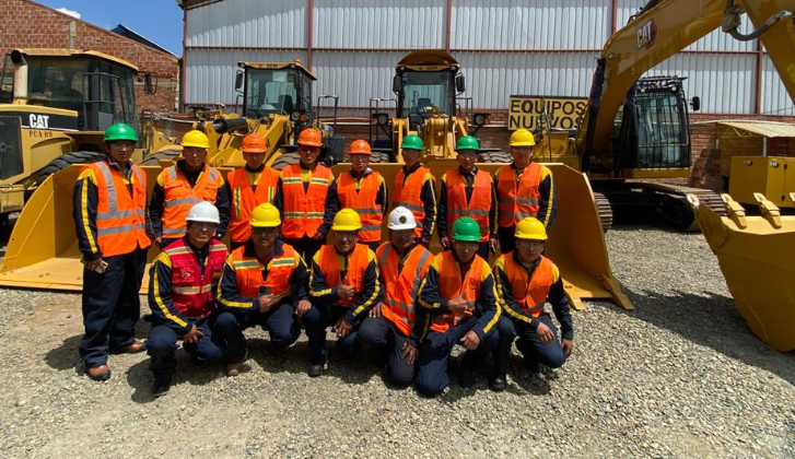 Un día en Finning: Estudiantes del Tecnológico Superior Simón Bolivar visitan sucursal La Paz