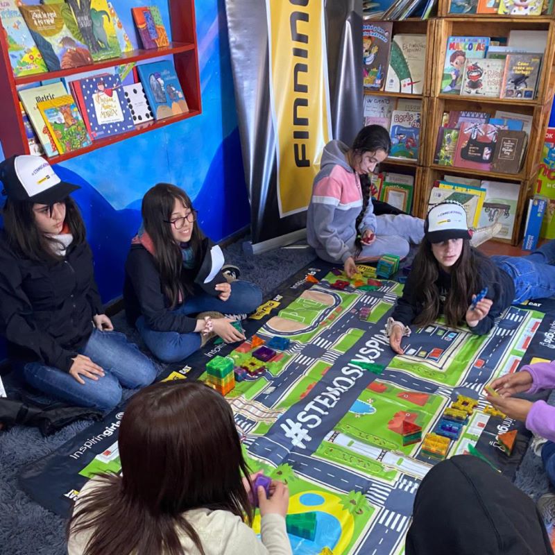 Taller de domótica Niñas de Coyhaique