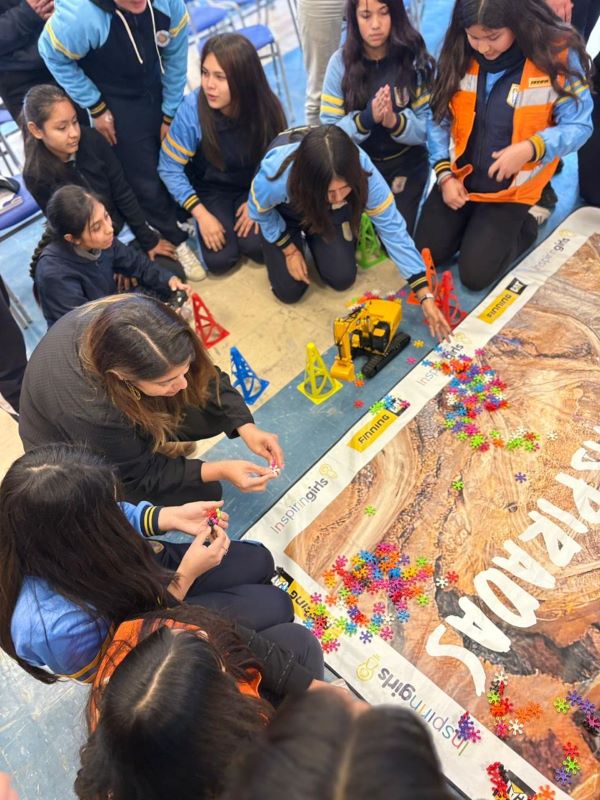 Talleres de robótica estudiantes de Atacama