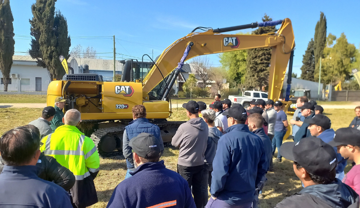 Finning presenta nueva excavadora 320GX en sucursal Olavarría