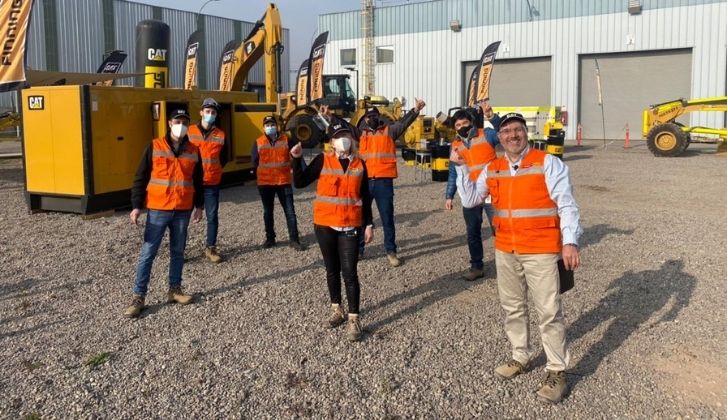 Finning Cat vuelve a sorprender con nueva edición de Venta Garage 